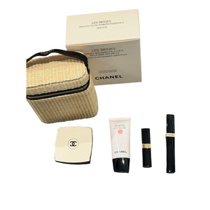 CHANEL Les Beiges Healthy Glow Summer Essentials Gift Set