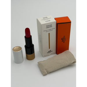 Rouge Hermes Satin Lipstick in the shade 21 Rose Epice